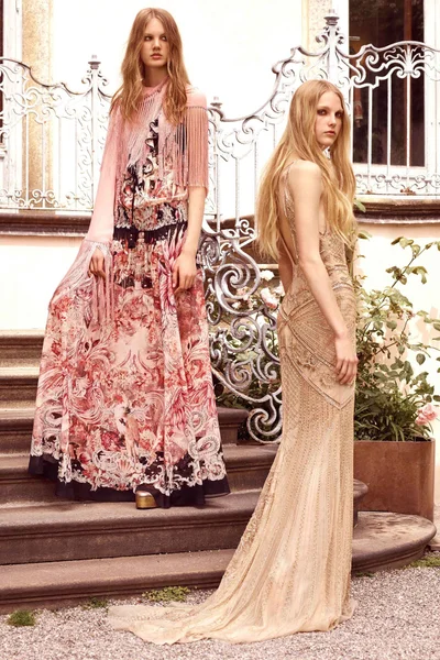 Look 37